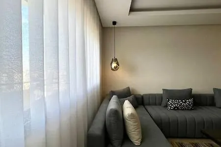 Apartment Business Travelers And Families - 3 Bedrooms Casablanca