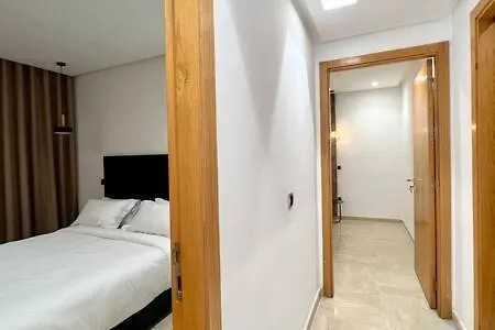 Apartment Business Travelers And Families - 3 Bedrooms Casablanca